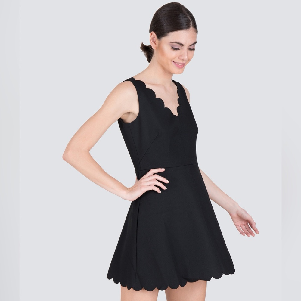 RED Valentino Elegant Black Scalloped Dress size 40 EU/ 2-4 US